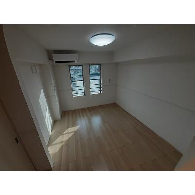 アリストクラット 303【管理NO：1-026561801-03030】 ★家具家電は申し込み後に搬入します★の物件画像