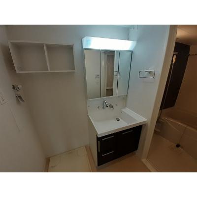 アリストクラット 303【管理NO：1-026561801-03030】 ★家具家電は申し込み後に搬入します★の物件画像