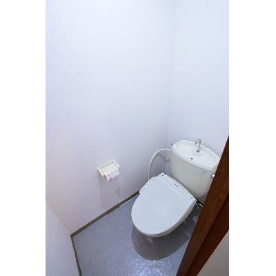 カーサ喜見塚 202【管理NO：1-002855901-02020】 ★家具家電は申し込み後に搬入します★ ★2026年10月下旬入居可能★の物件画像