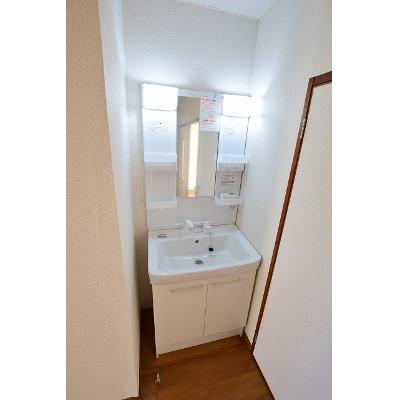 カーサ喜見塚 202【管理NO：1-002855901-02020】 ★家具家電は申し込み後に搬入します★ ★2026年10月下旬入居可能★の物件画像