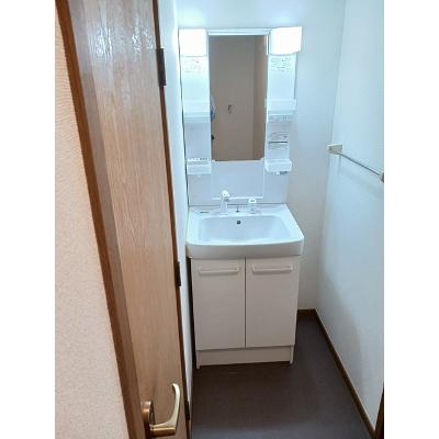 マリンガ 203【管理NO：1-010440701-02030】 ★家具家電は申し込み後に搬入します★ ★2026年10月下旬入居可能★の物件画像