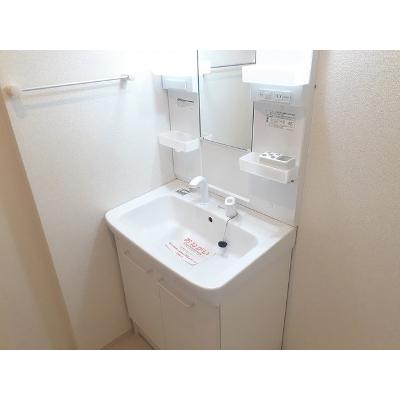 ウィン・プランタン　Ⅴ 106【管理NO：1-019999402-01060】 ★家具家電は申し込み後に搬入します★ ★2026年11月中旬入居可能★の物件画像