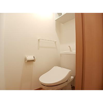 グレイシャス 104【管理NO：1-014631701-01040】 ★家具家電は申し込み後に搬入します★の物件画像