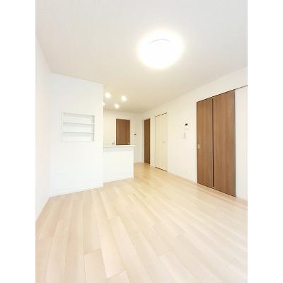 さくら 101【管理NO：1-026642301-01010】 ★家具家電は申し込み後に搬入します★ ★2026年11月上旬入居可能★の物件画像