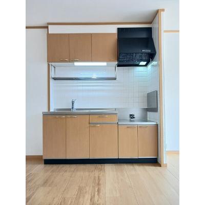 サラスワティＢ 201【管理NO：1-011819902-02010】 ★家具家電は申し込み後に搬入します★ ★2026年10月下旬入居可能★の物件画像