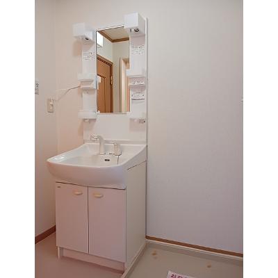 アナ・ビレッジ 202【管理NO：1-012332201-02020】 ★家具家電は申し込み後に搬入します★の物件画像