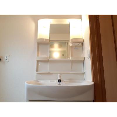 サンリット神川Ａ 202【管理NO：1-014939901-02020】 ★家具家電は申し込み後に搬入します★ ★2026年10月下旬入居可能★の物件画像
