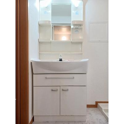 リーフレット 201【管理NO：1-015008601-02010】 ★家具家電は申し込み後に搬入します★ ★2026年10月中旬入居可能★の物件画像