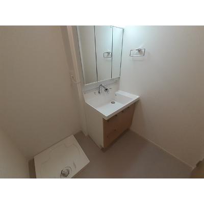カーサ和泉　Ａ 201【管理NO：1-026516501-02010】 ★家具家電は申し込み後に搬入します★ ★2026年10月下旬入居可能★の物件画像