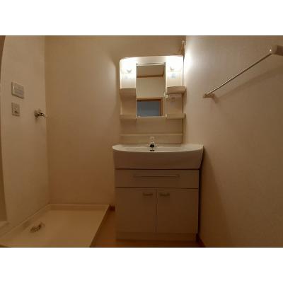 リリーアディクト 101【管理NO：1-013493101-01010】 ★家具家電は申し込み後に搬入します★ ★2026年10月下旬入居可能★の物件画像