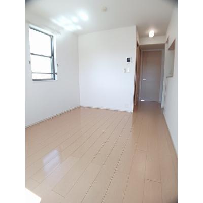 プラセール宝塚Ⅱ 205【管理NO：1-018098502-02040】 ★家具家電は申し込み後に搬入します★ ★2026年11月上旬入居可能★の物件画像