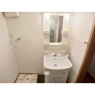 コモドビラⅦ 102【管理NO：1-013959601-01020】 ★家具家電は申し込み後に搬入します★の物件画像
