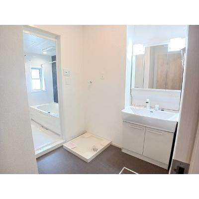 ヴィオラ　パッソⅦ 205【管理NO：1-024360001-02040】 ★家具家電は申し込み後に搬入します★の物件画像