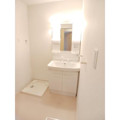 アクティバ　Ⅱ 201【管理NO：1-022417502-02010】 ★家具家電は申し込み後に搬入します★の物件画像