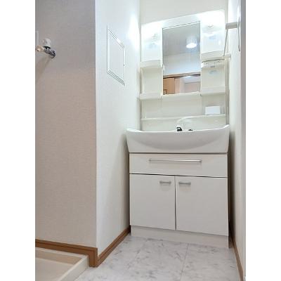 ポルトルーチェ 203【管理NO：1-014642001-02030】 ★家具家電は申し込み後に搬入します★ ★2026年10月下旬入居可能★の物件画像