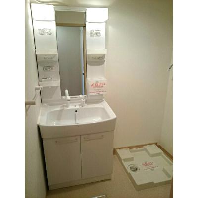 ラ・フレスクーラ　Ⅰ 203【管理NO：1-017426601-02030】 ★家具家電は申し込み後に搬入します★ ★2026年10月下旬入居可能★の物件画像