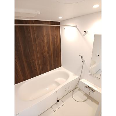 アイリス　パディ 201【管理NO：1-027414501-02010】 ★家具家電は申し込み後に搬入します★ ★2026年11月中旬入居可能★の物件画像