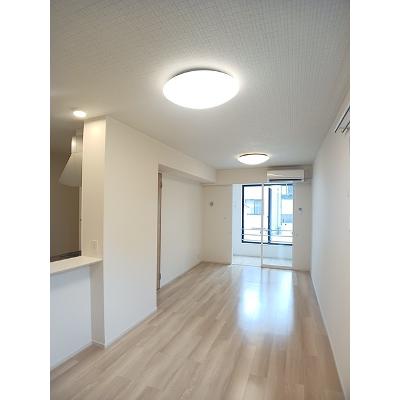 アメージングⅢ 101【管理NO：1-027195003-01010】 ★家具家電は申し込み後に搬入します★の物件画像