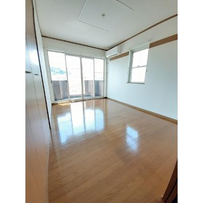 ロジュエクセレ 105【管理NO：1-011155301-01040】 ★家具家電は申し込み後に搬入します★ ★2026年10月下旬入居可能★の物件画像