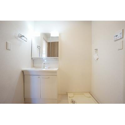 アウローラＪ＆Ｓ 103【管理NO：1-026836701-01030】 ★家具家電は申し込み後に搬入します★の物件画像