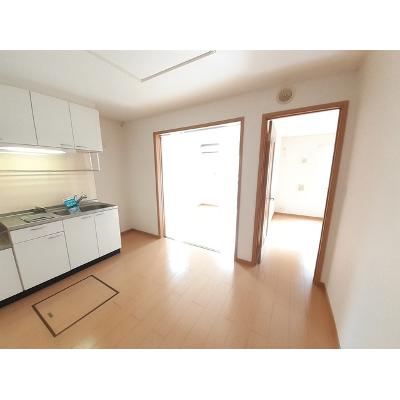 エアリーサンシャイン 101【管理NO：1-014575101-01010】 ★家具家電は申し込み後に搬入します★ ★2026年11月上旬入居可能★の物件画像