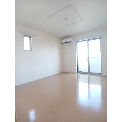 リヴェールＢ 201【管理NO：1-020384902-02010】 ★家具家電は申し込み後に搬入します★ ★2026年10月中旬入居可能★の物件画像