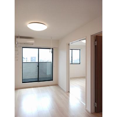 ルナ　クレスタⅠ 203【管理NO：1-024739701-02030】 ★家具家電は申し込み後に搬入します★ ★2026年11月中旬入居可能★の物件画像