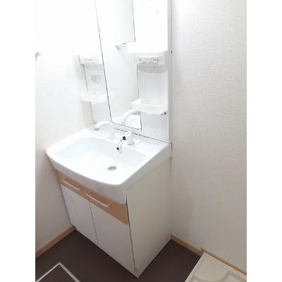 サニートロンヤマト 202【管理NO：1-016564401-02020】 ★家具家電は申し込み後に搬入します★ ★2026年10月中旬入居可能★の物件画像