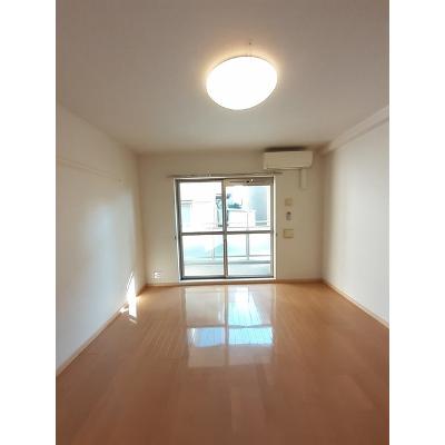 モン・リヴィエール 102【管理NO：1-016190501-01020】 ★家具家電は申し込み後に搬入します★ ★2026年10月下旬入居可能★の物件画像