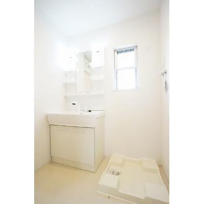 シャーロットⅠ 201【管理NO：1-023269701-02010】 ★家具家電は申し込み後に搬入します★ ★2026年10月下旬入居可能★の物件画像