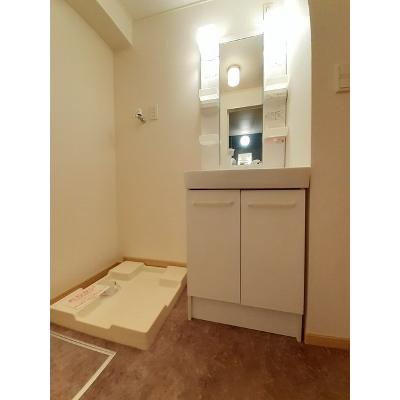 マノワール 201【管理NO：1-015879301-02010】 ★家具家電は申し込み後に搬入します★ ★2026年10月下旬入居可能★の物件画像