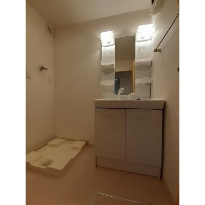 カンポン　パラダイス 202【管理NO：1-018396301-02020】 ★家具家電は申し込み後に搬入します★ ★2026年10月下旬入居可能★の物件画像