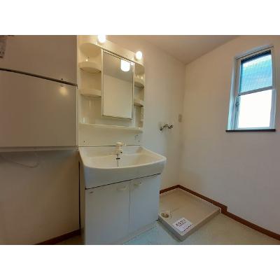 シュトラーセ 205【管理NO：1-010776601-02040】 ★家具家電は申し込み後に搬入します★ ★2026年10月下旬入居可能★の物件画像