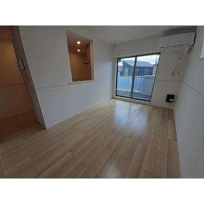 スプリングアイ 201【管理NO：1-026434001-02010】 ★家具家電は申し込み後に搬入します★ ★2026年12月中旬入居可能★の物件画像