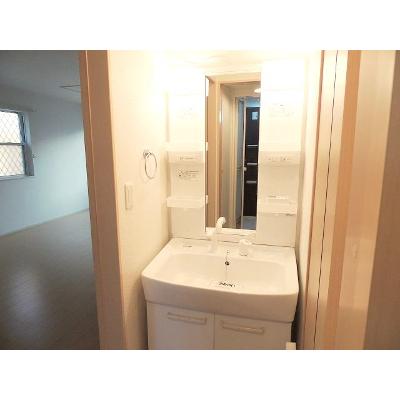ティアラＢ 103【管理NO：1-017433502-01030】 ★家具家電は申し込み後に搬入します★ ★2026年10月上旬入居可能★の物件画像