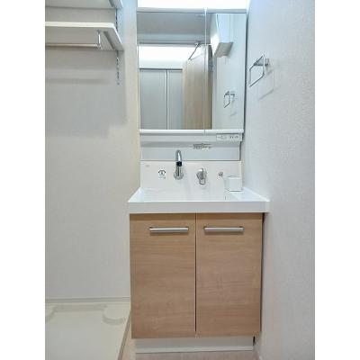 ラピスラズリ 301【管理NO：1-026092901-03010】 ★家具家電は申し込み後に搬入します★ ★2026年10月下旬入居可能★の物件画像