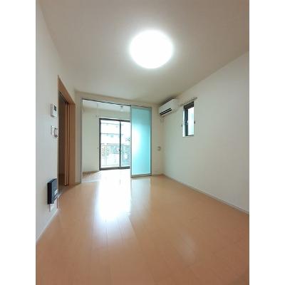 ウエストヒルパーシモン 104【管理NO：1-019129001-01040】 ★家具家電は申し込み後に搬入します★ ★2026年10月下旬入居可能★の物件画像
