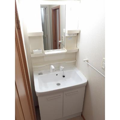 ミニヨン・シーサイド 201【管理NO：1-014206901-02010】 ★家具家電は申し込み後に搬入します★ ★2026年10月下旬入居可能★の物件画像