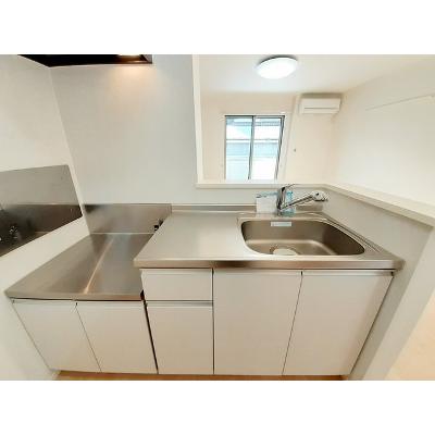 セントラル　スクエア　Ⅱ 101【管理NO：1-021255302-01010】 ★家具家電は申し込み後に搬入します★ ★2026年11月中旬入居可能★の物件画像