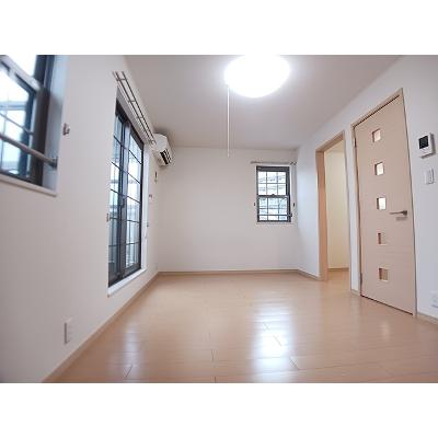 ブリーゼ行基 201【管理NO：1-015640801-02010】 ★家具家電は申し込み後に搬入します★ ★2026年10月中旬入居可能★の物件画像