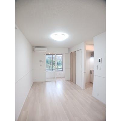 アースメゾン 107【管理NO：1-027991801-01070】 ★家具家電は申し込み後に搬入します★ ★2026年11月中旬入居可能★の物件画像