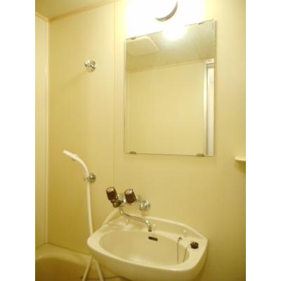 シティハイツ若草 201【管理NO：1-000544801-02010】 ★家具家電は申し込み後に搬入します★ ★2026年11月上旬入居可能★の物件画像