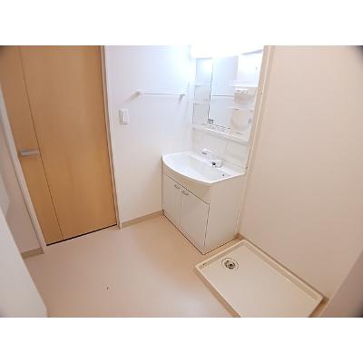 ピスケス 201【管理NO：1-022581102-02010】 ★家具家電は申し込み後に搬入します★の物件画像