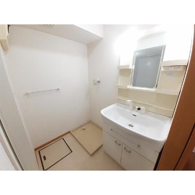 プルミエール・クラスⅢＢ 103【管理NO：1-012551602-01030】 ★家具家電は申し込み後に搬入します★ ★2026年10月中旬入居可能★の物件画像