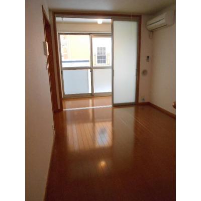 フィオーレ本郷 102【管理NO：1-014940101-01020】 ★家具家電は申し込み後に搬入します★ ★2026年11月上旬入居可能★の物件画像