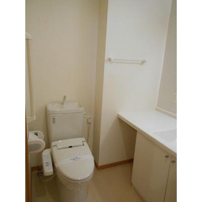 フィオーレ本郷 102【管理NO：1-014940101-01020】 ★家具家電は申し込み後に搬入します★ ★2026年11月上旬入居可能★の物件画像