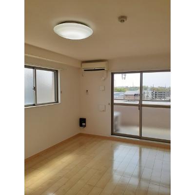 サンルミエール 501【管理NO：1-018559101-05010】 ★家具家電は申し込み後に搬入します★の物件画像
