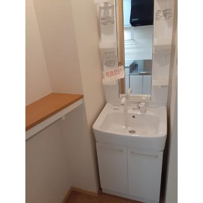 アンジュ・イサ 102【管理NO：1-015732701-01020】 ★家具家電は申し込み後に搬入します★ ★2026年11月中旬入居可能★の物件画像