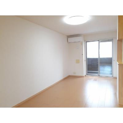 ヴィベ－ル 101【管理NO：1-015649901-01010】 ★家具家電は申し込み後に搬入します★ ★2026年10月中旬入居可能★の物件画像