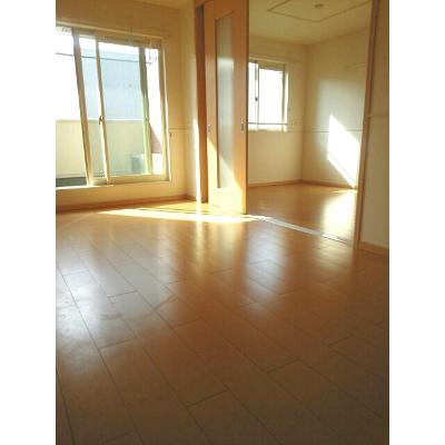 ラタピア 201【管理NO：1-016055501-02010】 ★家具家電は申し込み後に搬入します★の物件画像